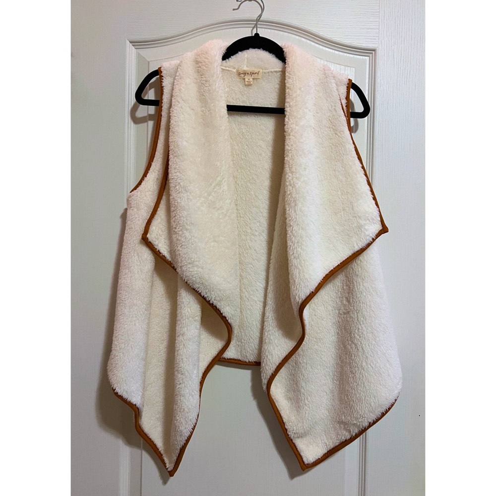 Song N Spirit Fleece Vest